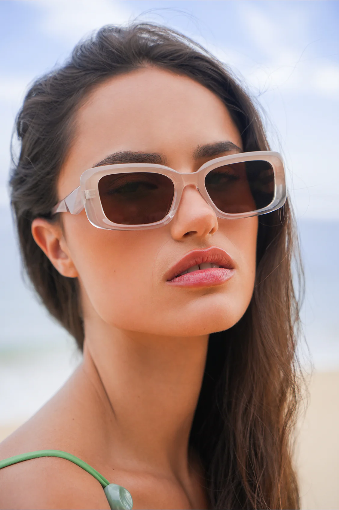 Vilnius Transparent Champagne Rectangle Women’s Sunglasses - Image 2