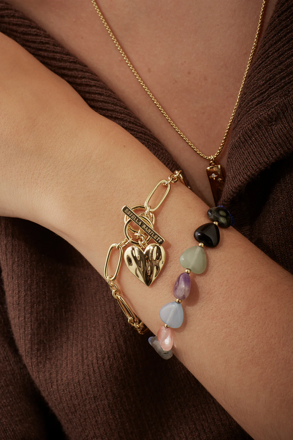 Oversized Molten Heart T-Bar Bracelet - Image 2