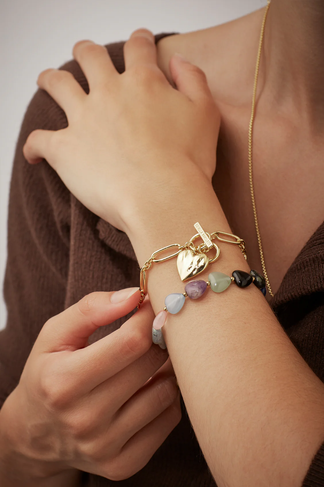 Oversized Molten Heart T-Bar Bracelet - Image 6