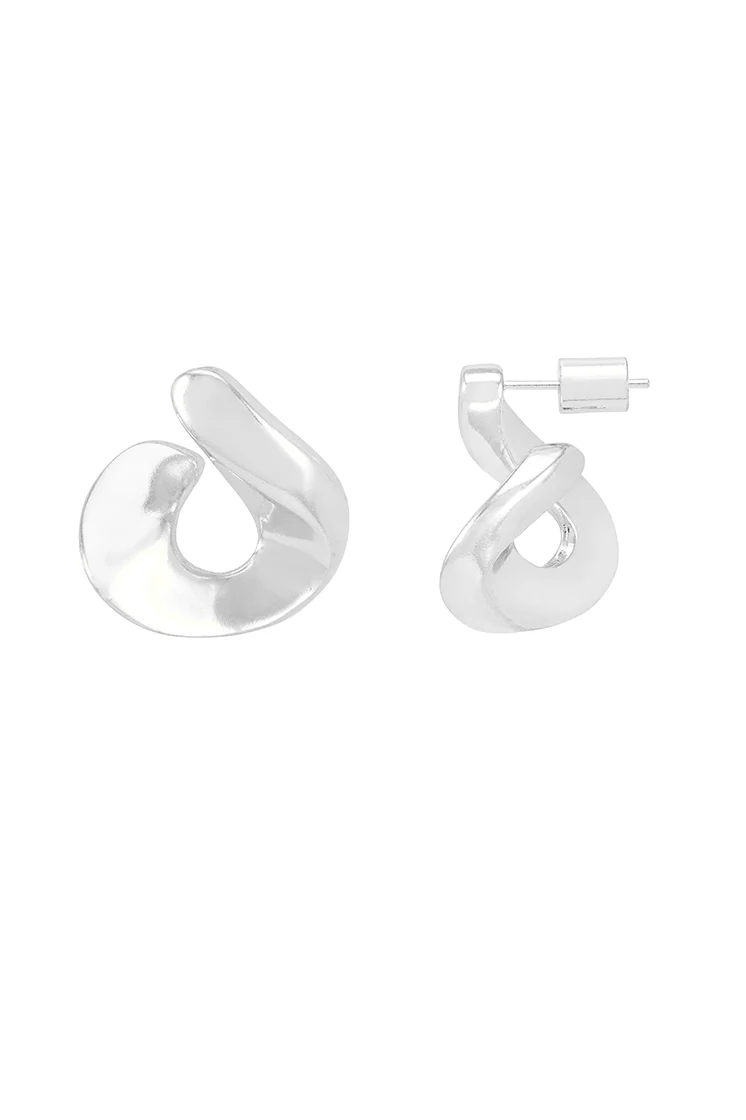 Sculptural Twist Hoop Earrings - Image 3