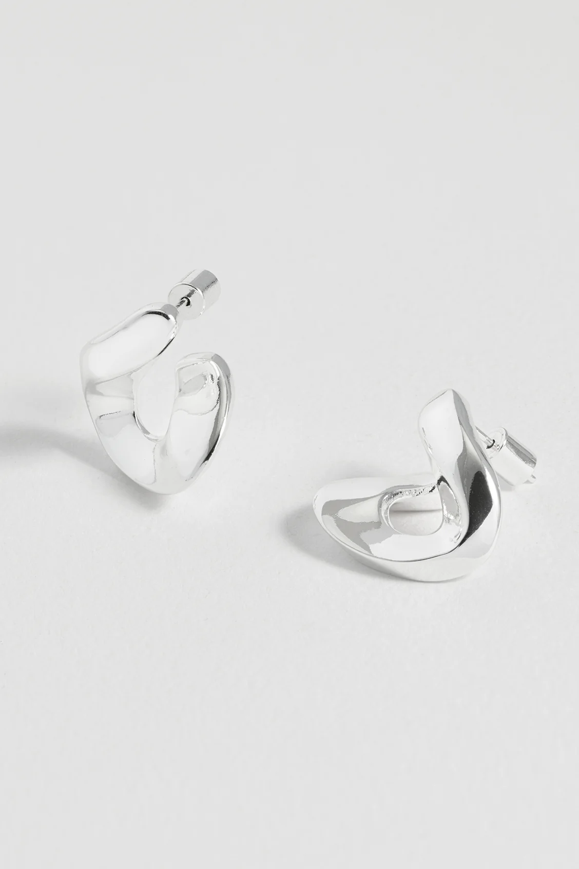 Sculptural Twist Hoop Earrings - Image 4