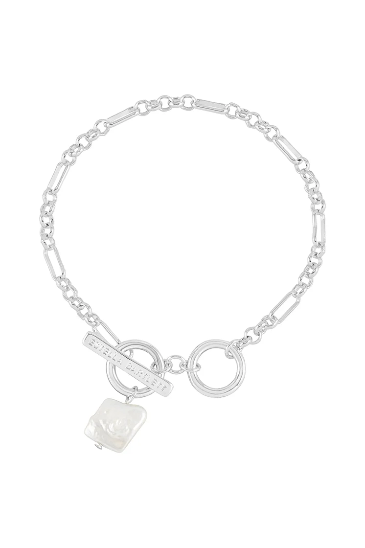 Square Baroque Pearl T-Bar Bracelet - Image 3